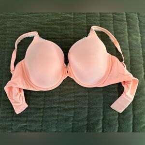 Victoria’s Secret Bright Coral T-shirt Bra. Size 36DD.